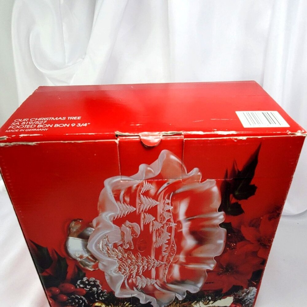 Mikasa Holiday Christmas Story Bowl Dish Footed Bon Bon Tray 9 3/4” - Picture 6 of 7